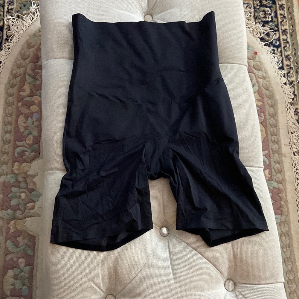 Knix Shapeware - image 1